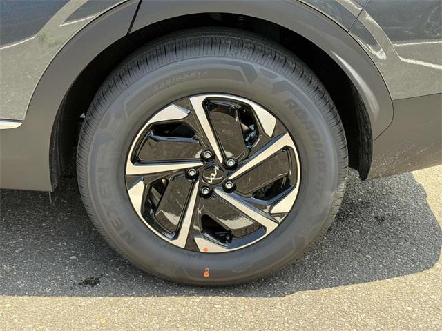 new 2025 Kia Sportage Hybrid car, priced at $31,045