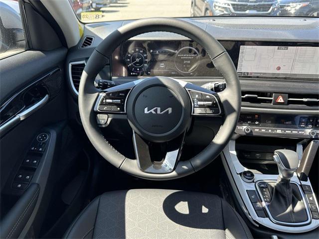 new 2025 Kia Seltos car, priced at $26,976