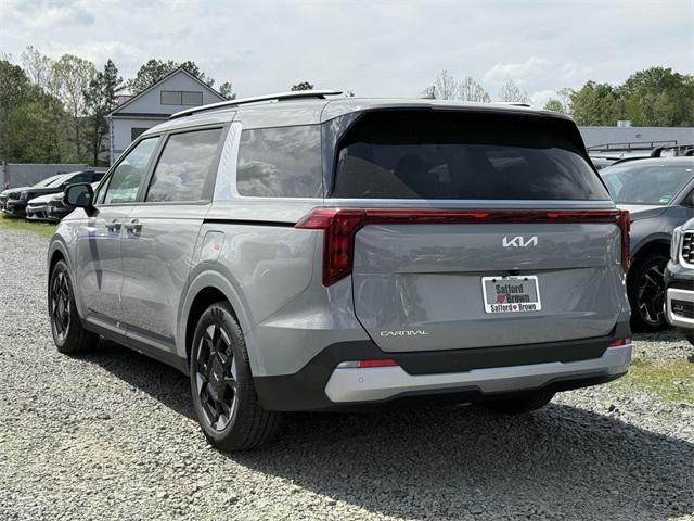 new 2025 Kia Carnival car, priced at $41,040