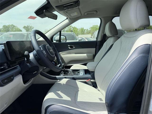 new 2025 Kia Carnival car, priced at $41,040