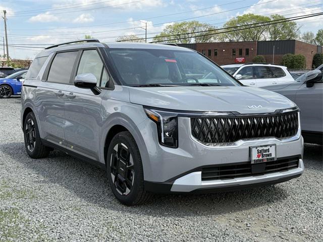 new 2025 Kia Carnival car, priced at $41,040
