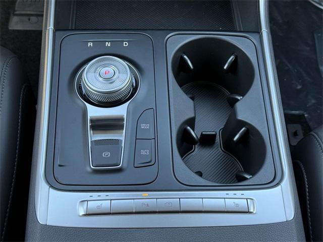 new 2026 Kia Carnival Hybrid car, priced at $40,458