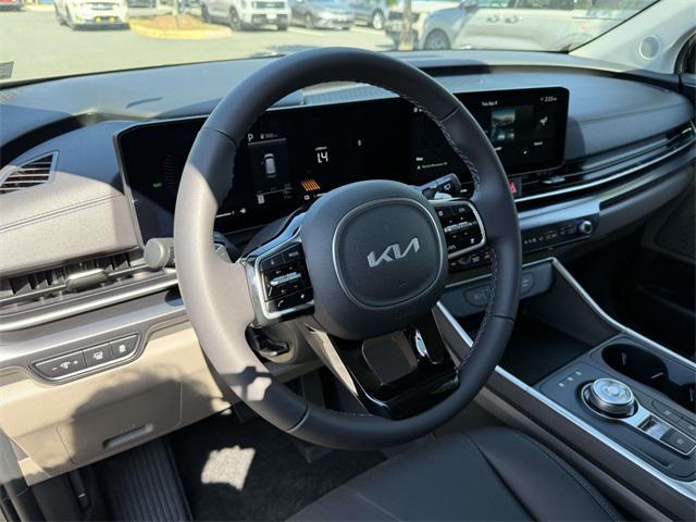 new 2026 Kia Carnival Hybrid car, priced at $40,458