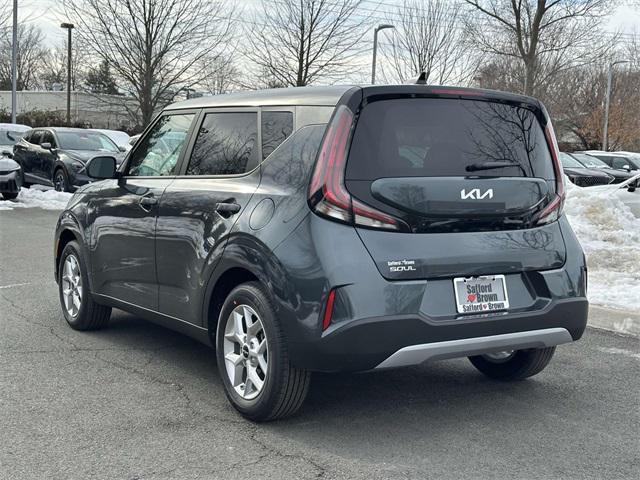 new 2025 Kia Soul car, priced at $19,829