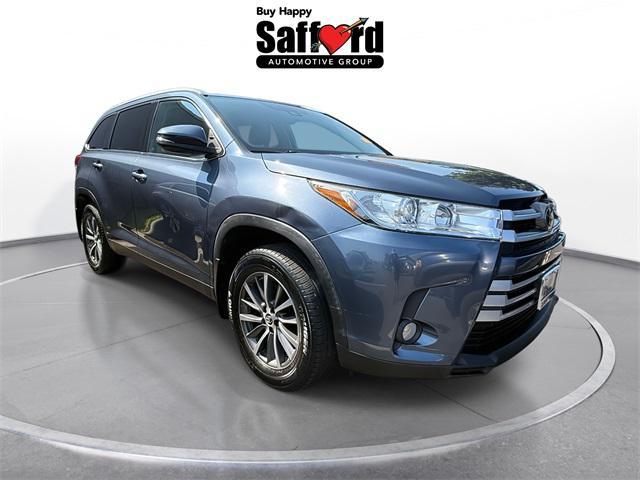 used 2019 Toyota Highlander car, priced at $26,000