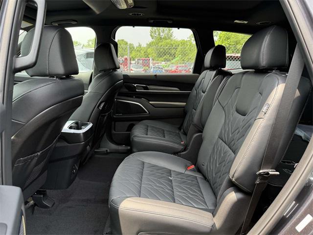 new 2025 Kia Telluride car, priced at $49,061