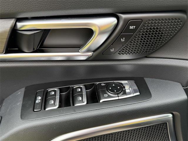 new 2025 Kia Telluride car, priced at $49,061