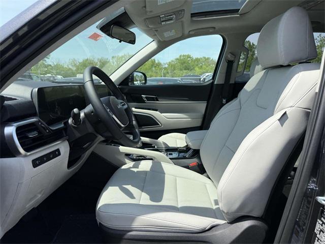 new 2025 Kia Telluride car, priced at $40,960