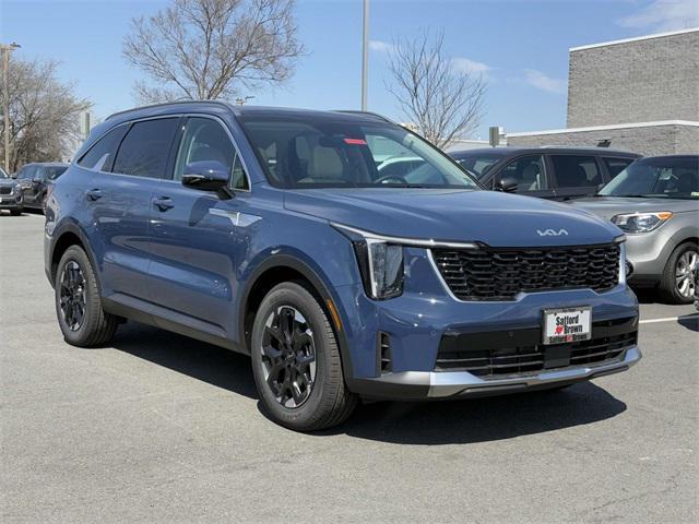 new 2025 Kia Sorento car, priced at $36,907