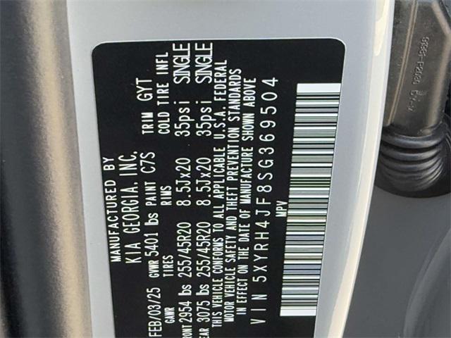 new 2025 Kia Sorento car, priced at $38,559