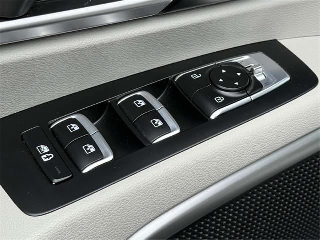 used 2023 Kia Telluride car, priced at $34,736