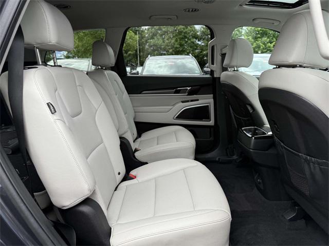used 2023 Kia Telluride car, priced at $34,736
