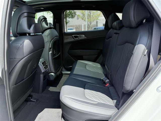 new 2025 Kia Sportage car, priced at $42,201