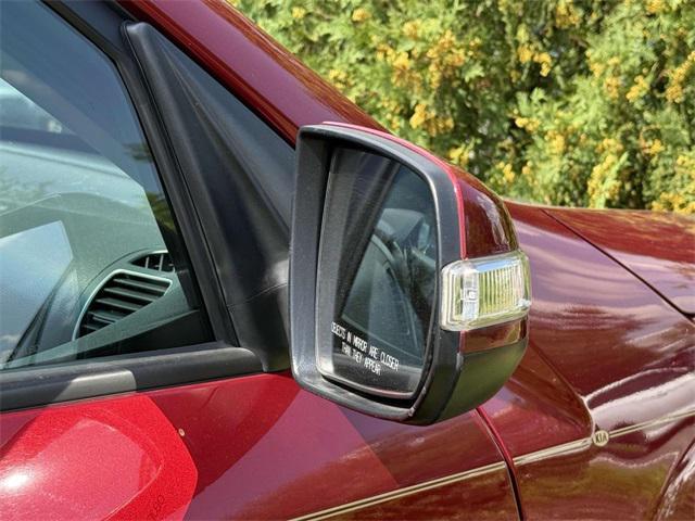 used 2014 Kia Sorento car, priced at $9,500