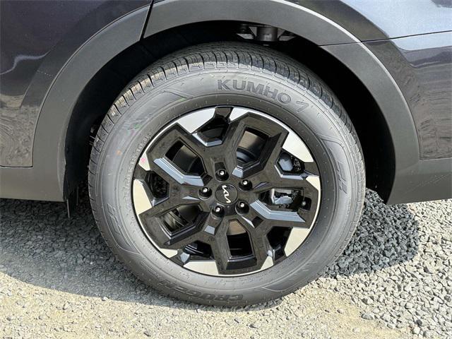 new 2025 Kia Sorento car, priced at $34,815