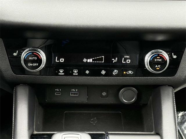 used 2024 Mitsubishi Outlander car, priced at $24,998