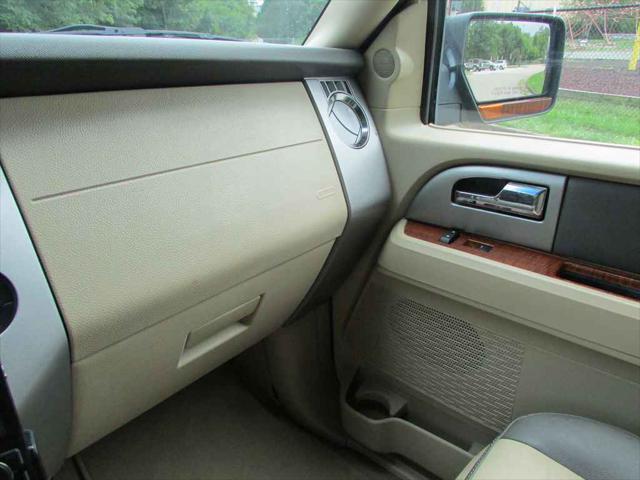 used 2008 Ford Expedition car, priced at $7,850