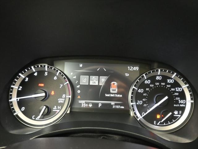 used 2022 Toyota Highlander car, priced at $34,399