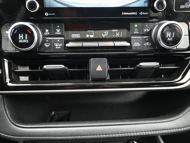 used 2022 Toyota Highlander car, priced at $34,399