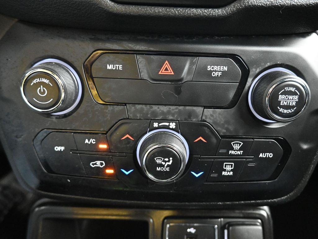 used 2020 Jeep Renegade car, priced at $18,799