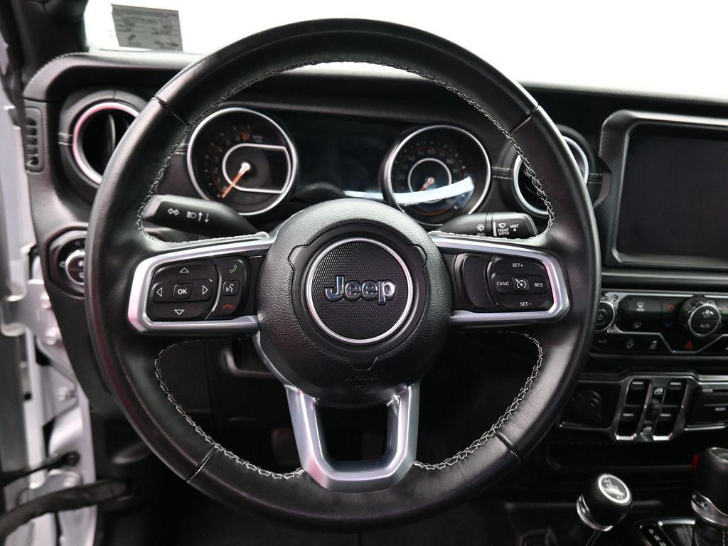 used 2022 Jeep Gladiator car, priced at $34,499