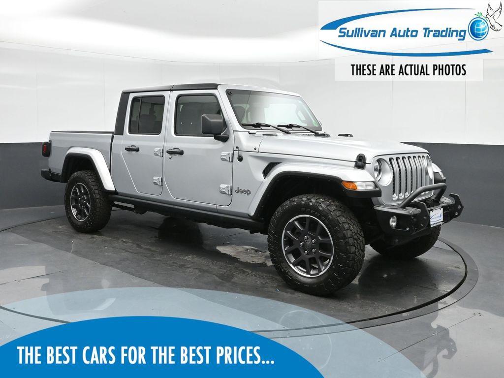 used 2022 Jeep Gladiator car, priced at $35,399