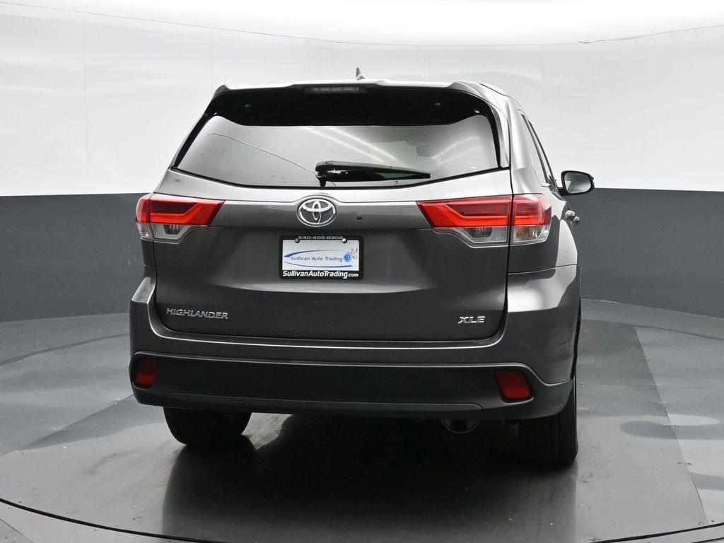 used 2017 Toyota Highlander car, priced at $25,899