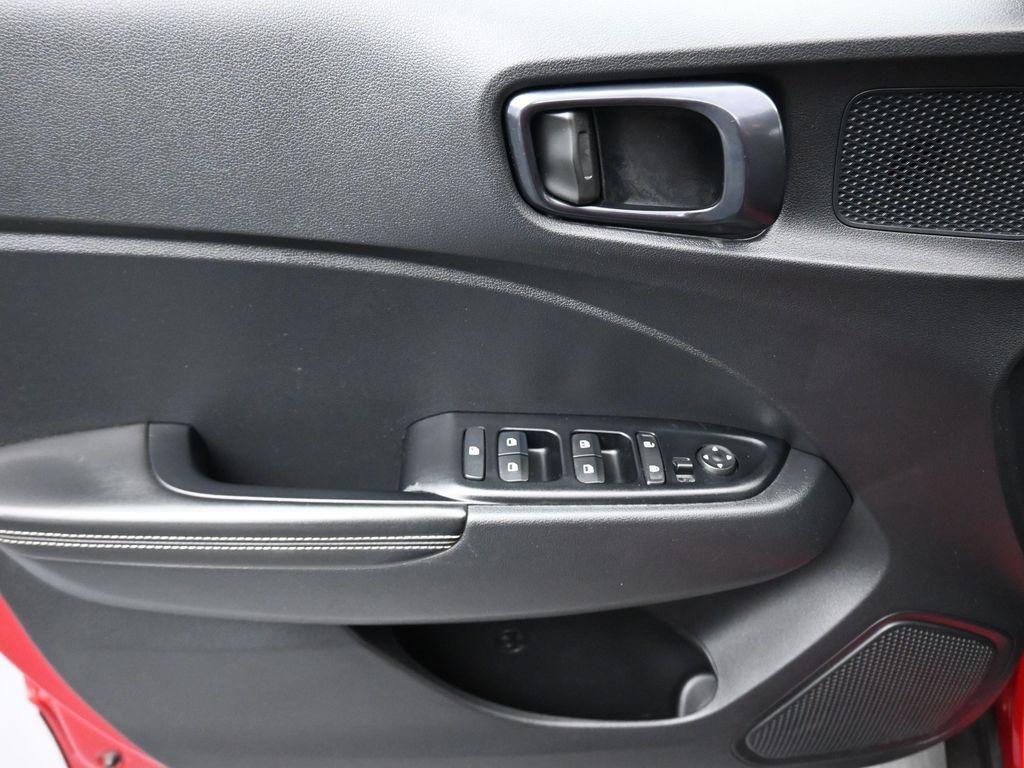 used 2022 Hyundai Venue car, priced at $18,999