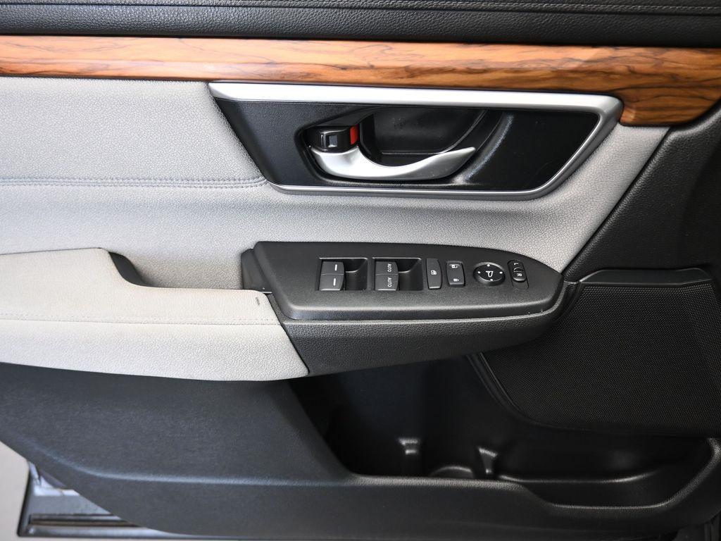 used 2021 Honda CR-V car, priced at $28,498