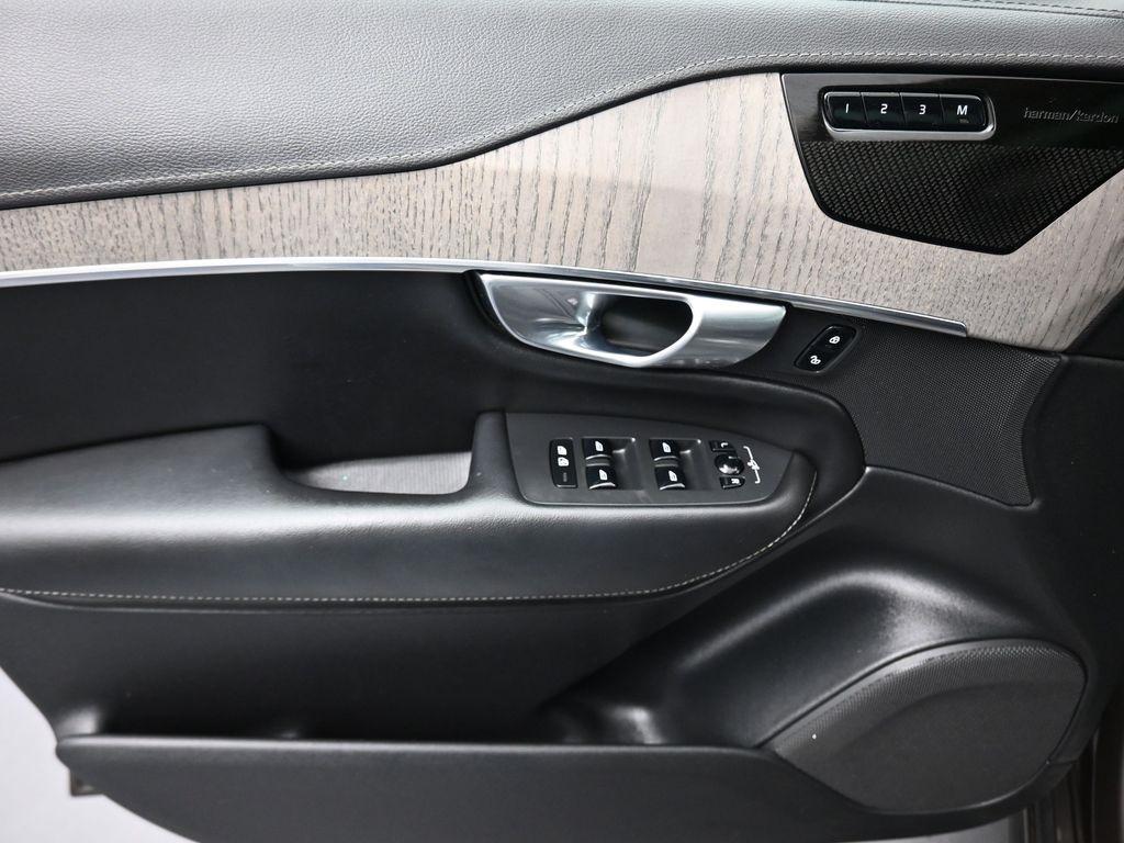 used 2021 Volvo XC90 car, priced at $35,699