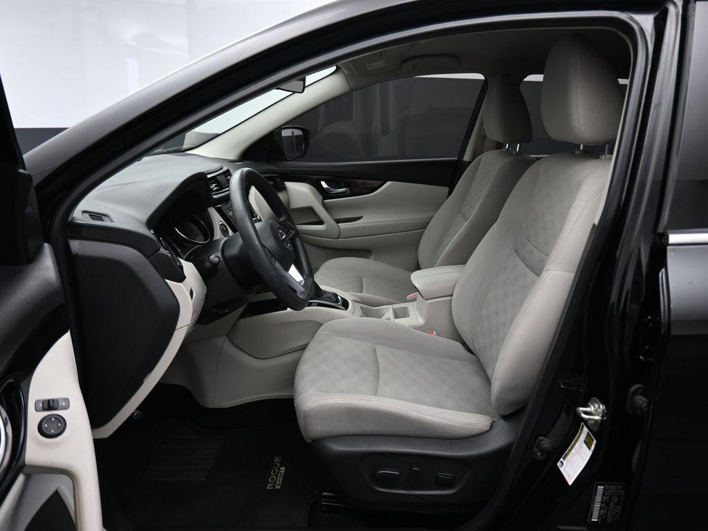 used 2020 Nissan Rogue Sport car, priced at $18,999