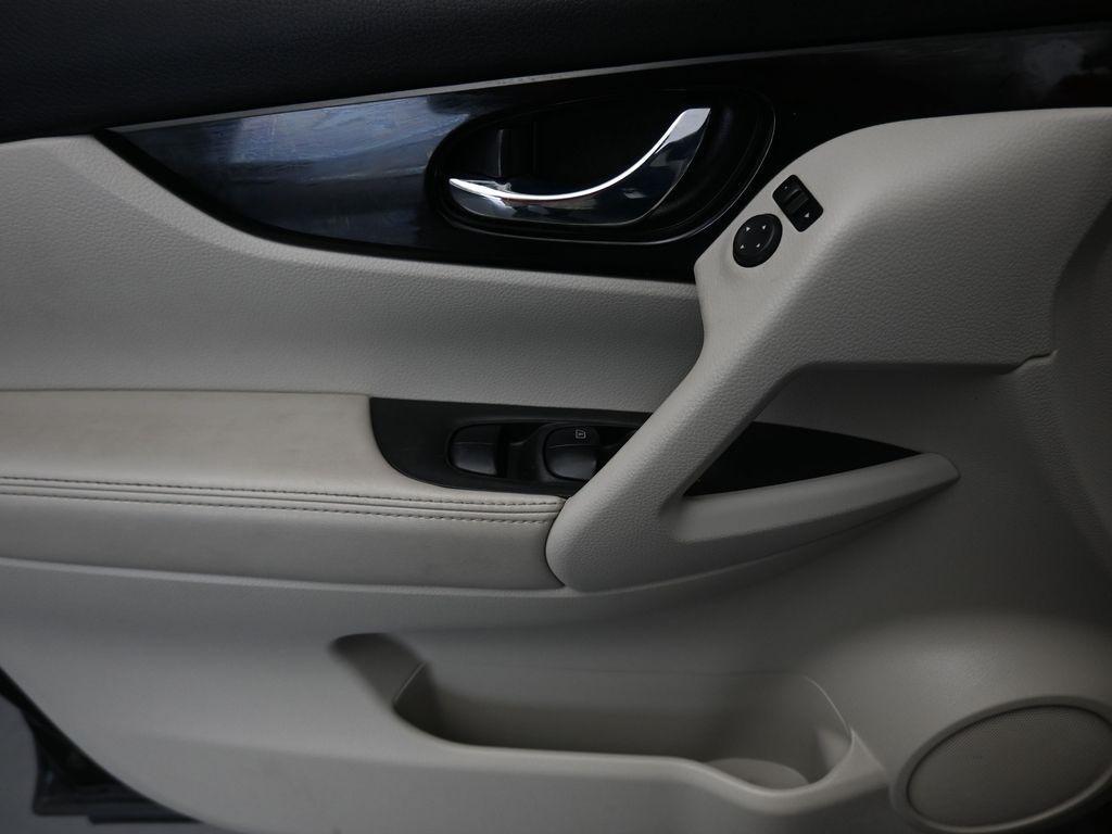 used 2020 Nissan Rogue Sport car, priced at $18,999