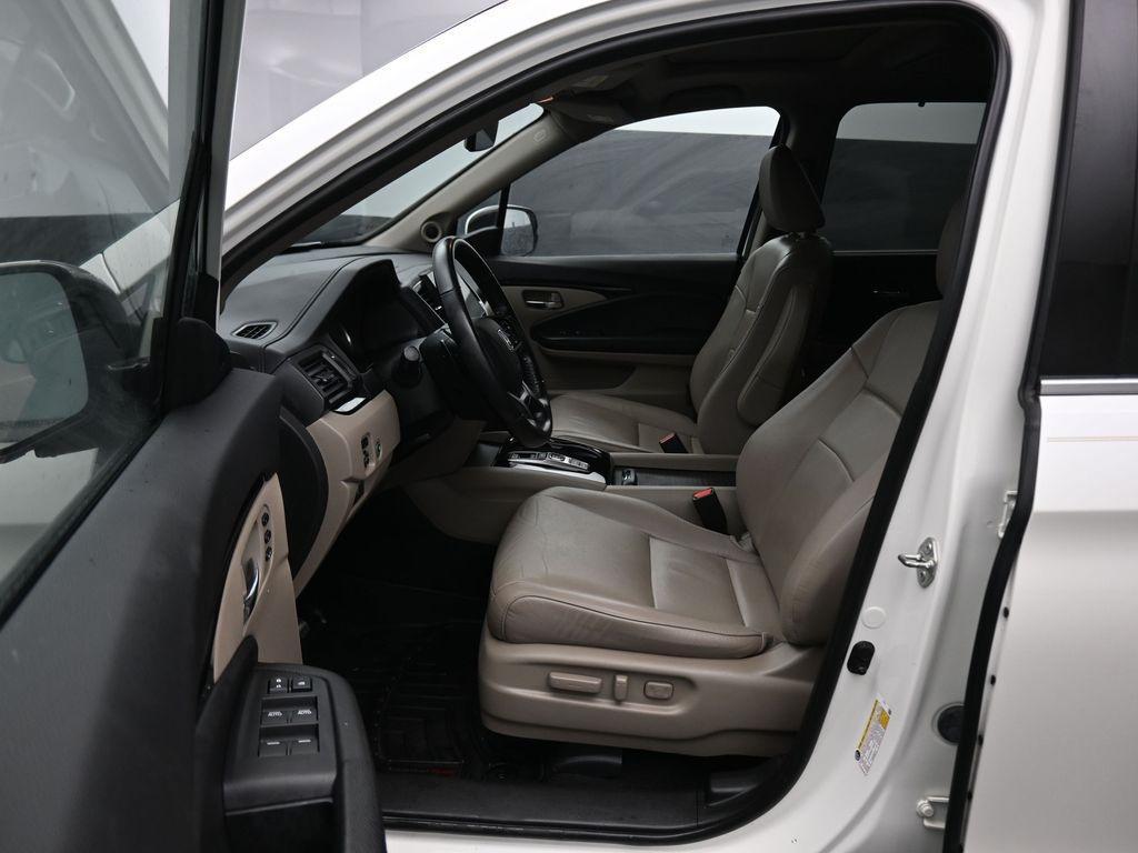 used 2019 Honda Pilot car, priced at $20,988