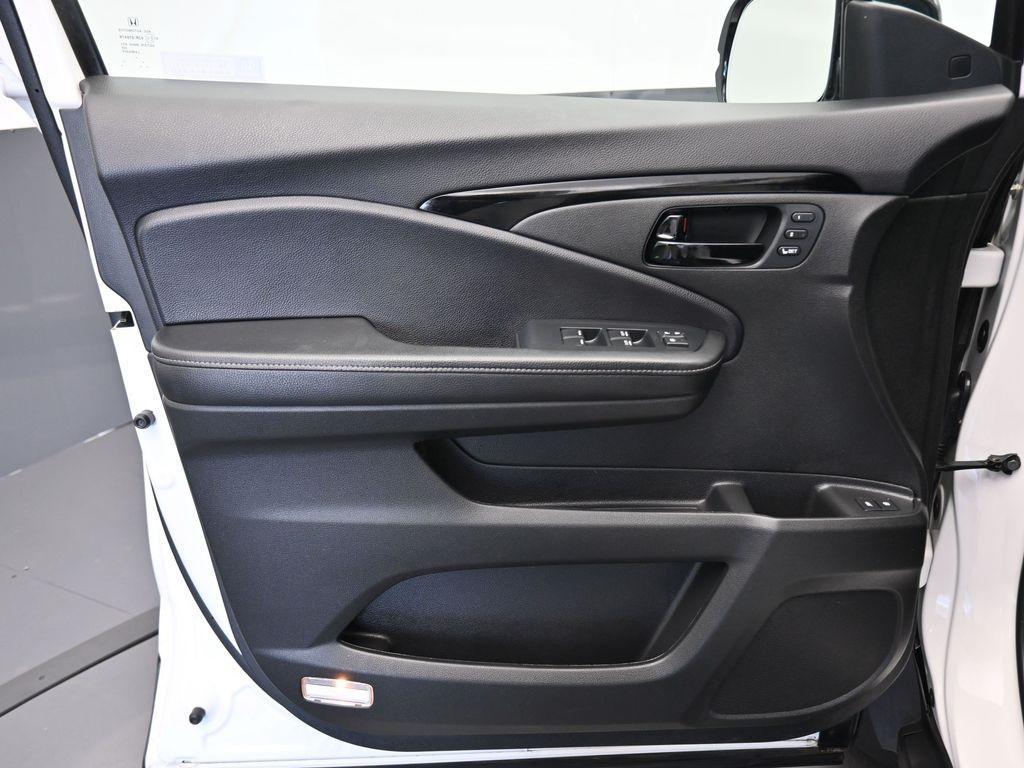 used 2023 Honda Passport car, priced at $36,478