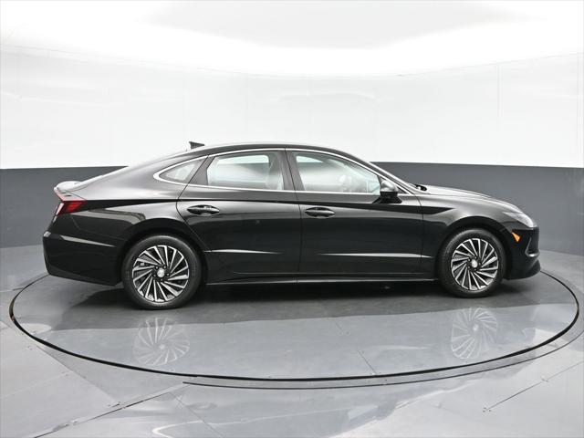 used 2022 Hyundai Sonata Hybrid car, priced at $21,488