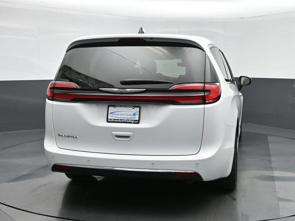 used 2023 Chrysler Pacifica car, priced at $22,499
