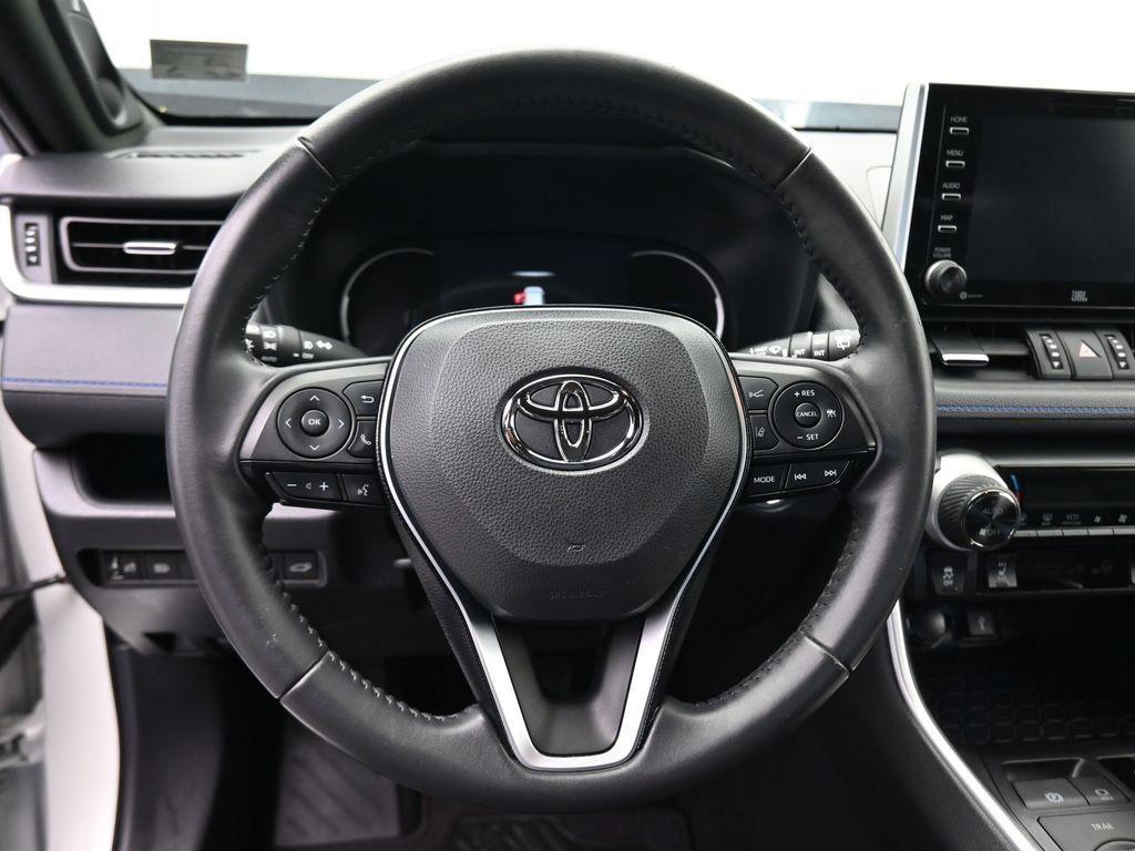 used 2020 Toyota RAV4 Hybrid car, priced at $32,899