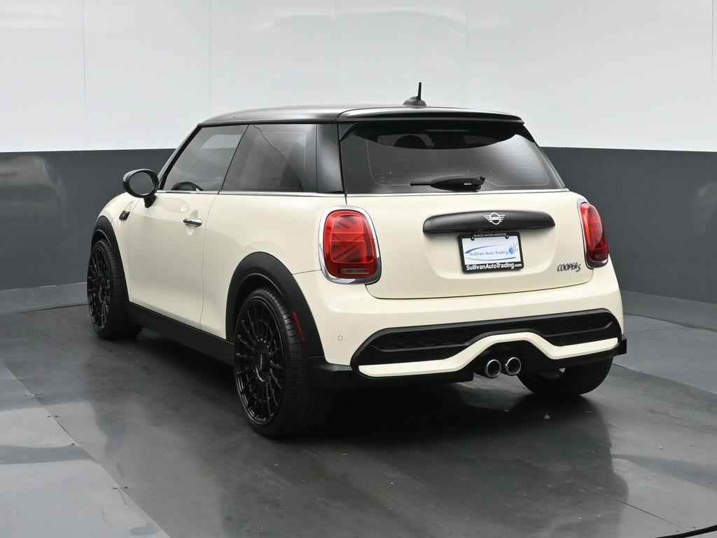 used 2022 MINI Hardtop car, priced at $24,498