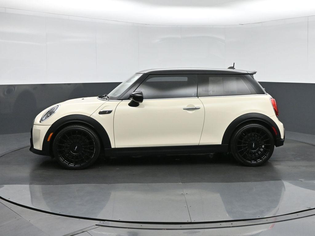 used 2022 MINI Hardtop car, priced at $24,498