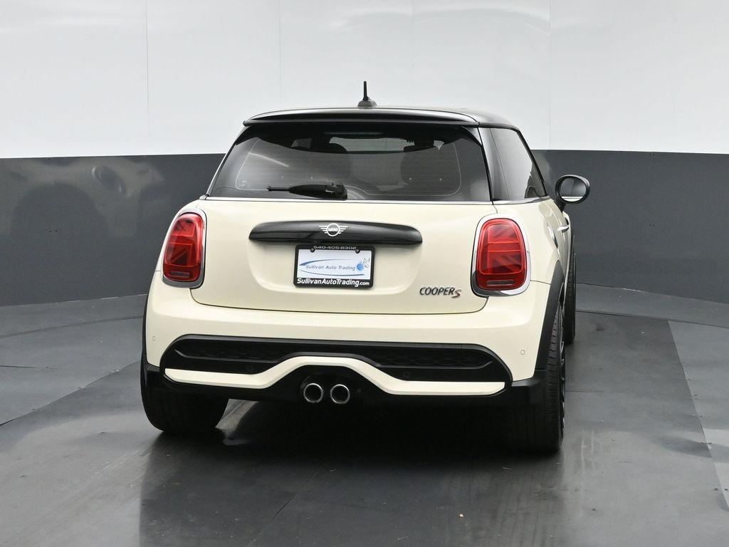 used 2022 MINI Hardtop car, priced at $24,498
