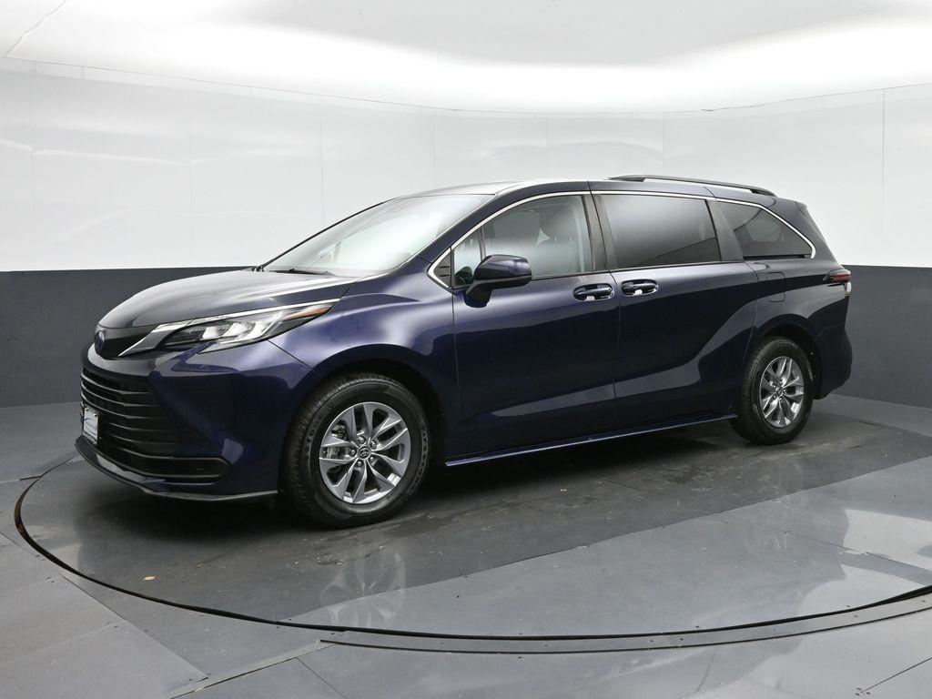 used 2022 Toyota Sienna car, priced at $35,899