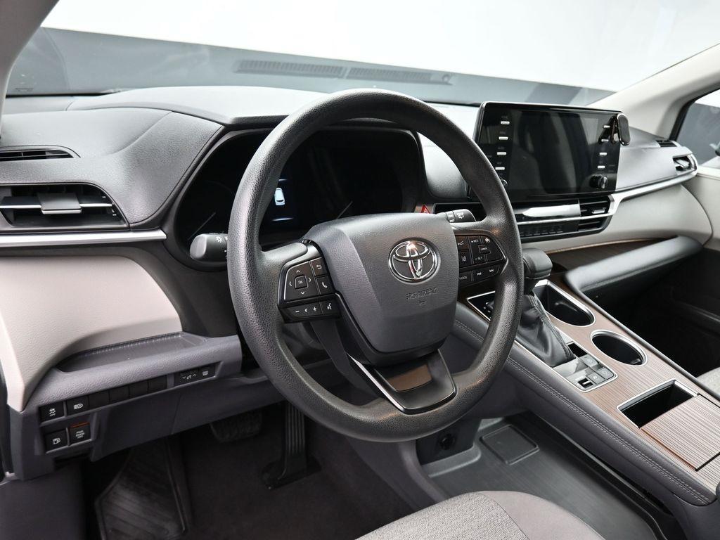 used 2022 Toyota Sienna car, priced at $35,899