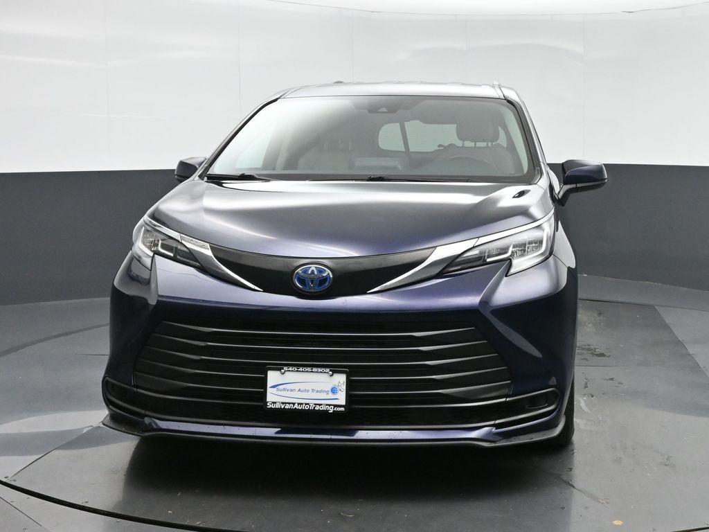 used 2022 Toyota Sienna car, priced at $35,899