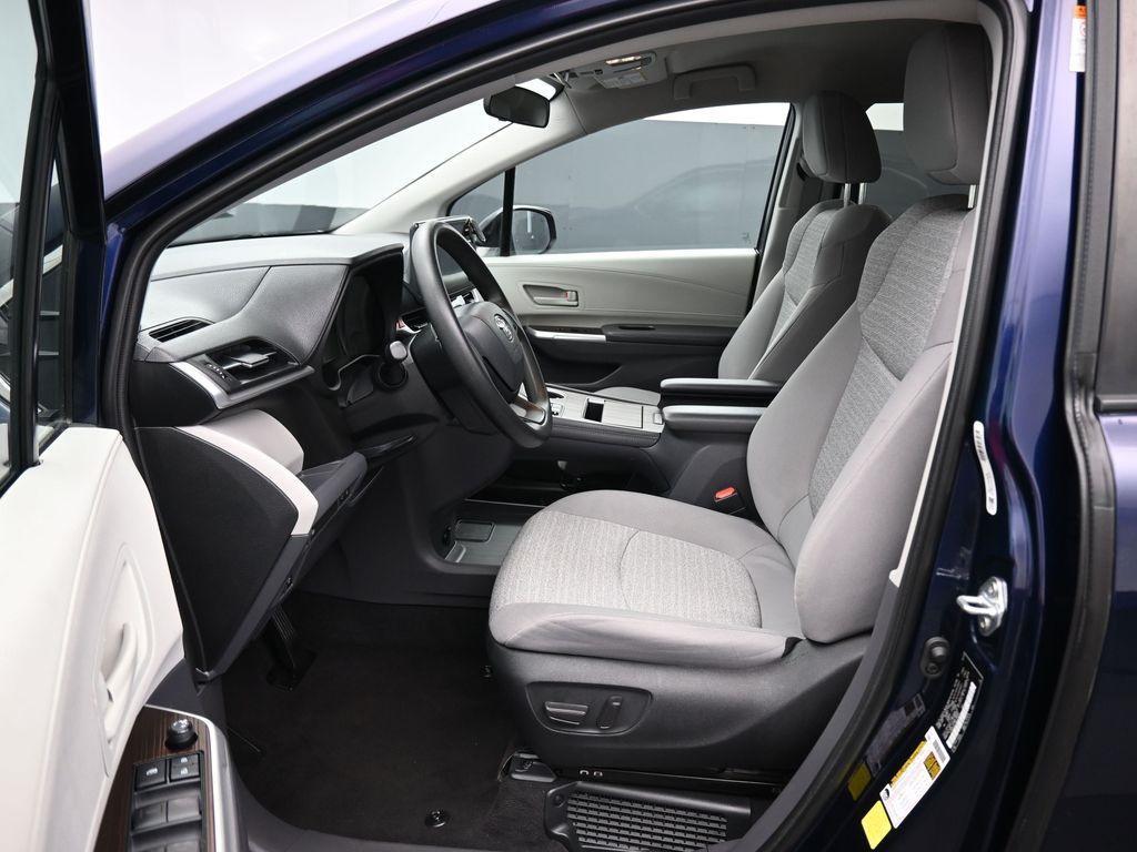 used 2022 Toyota Sienna car, priced at $35,899