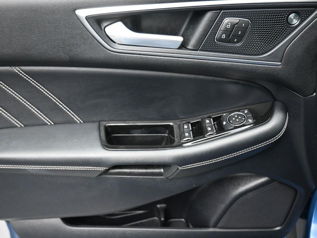 used 2019 Ford Edge car, priced at $22,999
