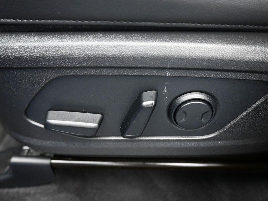 used 2022 Kia Sorento car, priced at $26,999