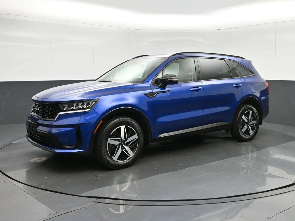used 2022 Kia Sorento car, priced at $26,999