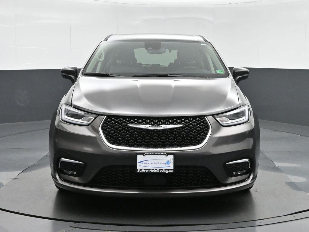 used 2023 Chrysler Pacifica car, priced at $23,899
