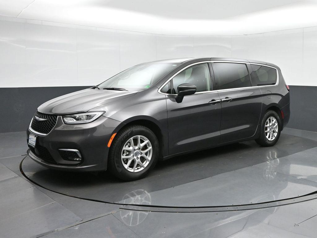 used 2023 Chrysler Pacifica car, priced at $23,899