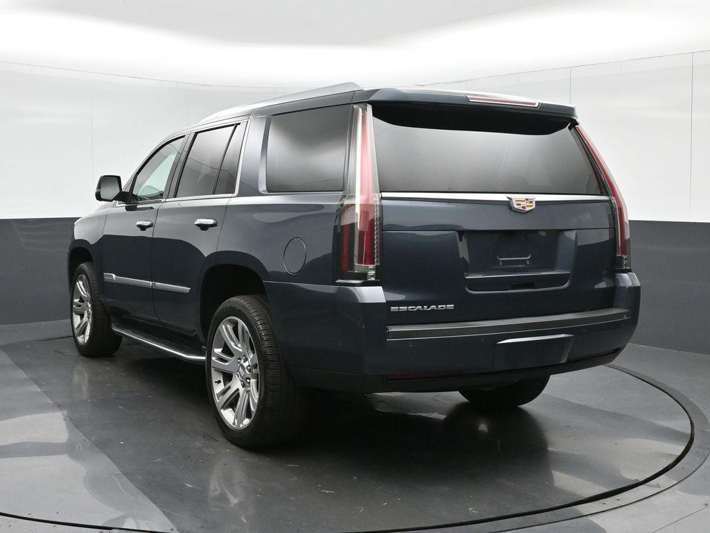 used 2019 Cadillac Escalade car, priced at $34,998